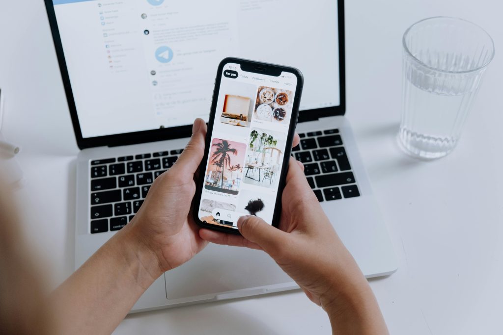 pexels-cottonbro-5077039